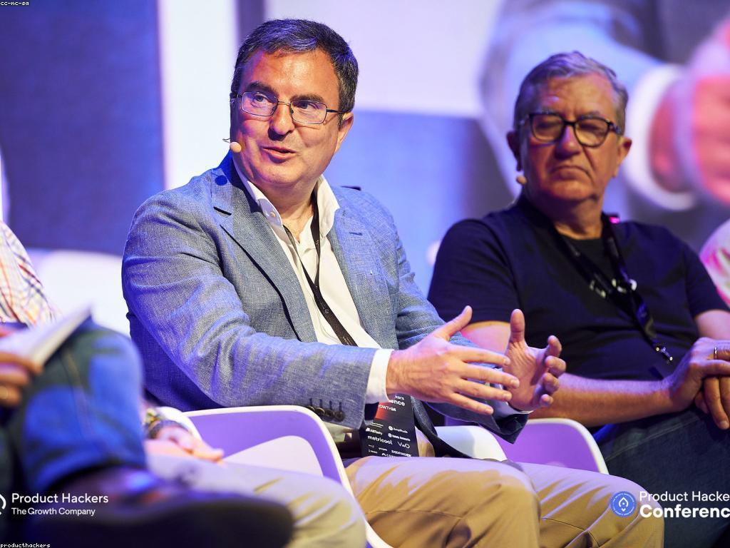 ផលល្អនៃព័ត៌មានទីផ្សារ និងវិធីអភិវឌ្ឍក្លាយជាអ្នកជួយ