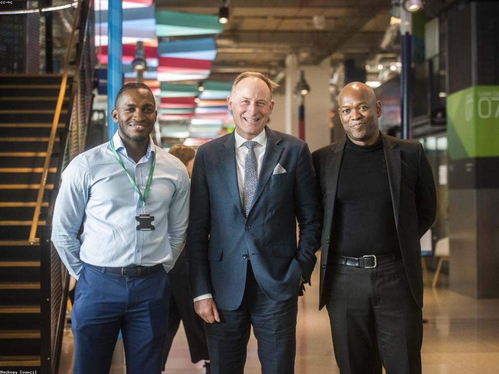 ព្រឹត្តិការណ៍និងប្រណិញ្ញាបនបត្រ